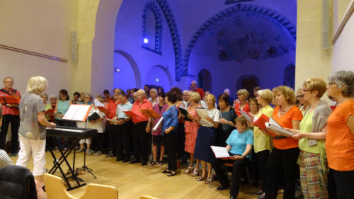 Les deux chorales rassemblées